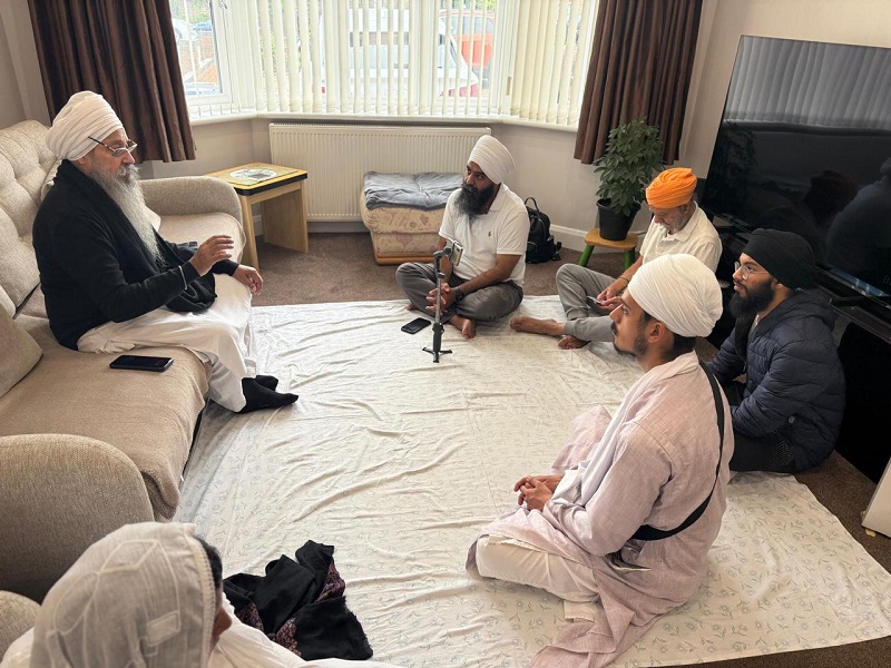 Warm thanks to all the UK Sangat for their auspicious presence during the UK tour.